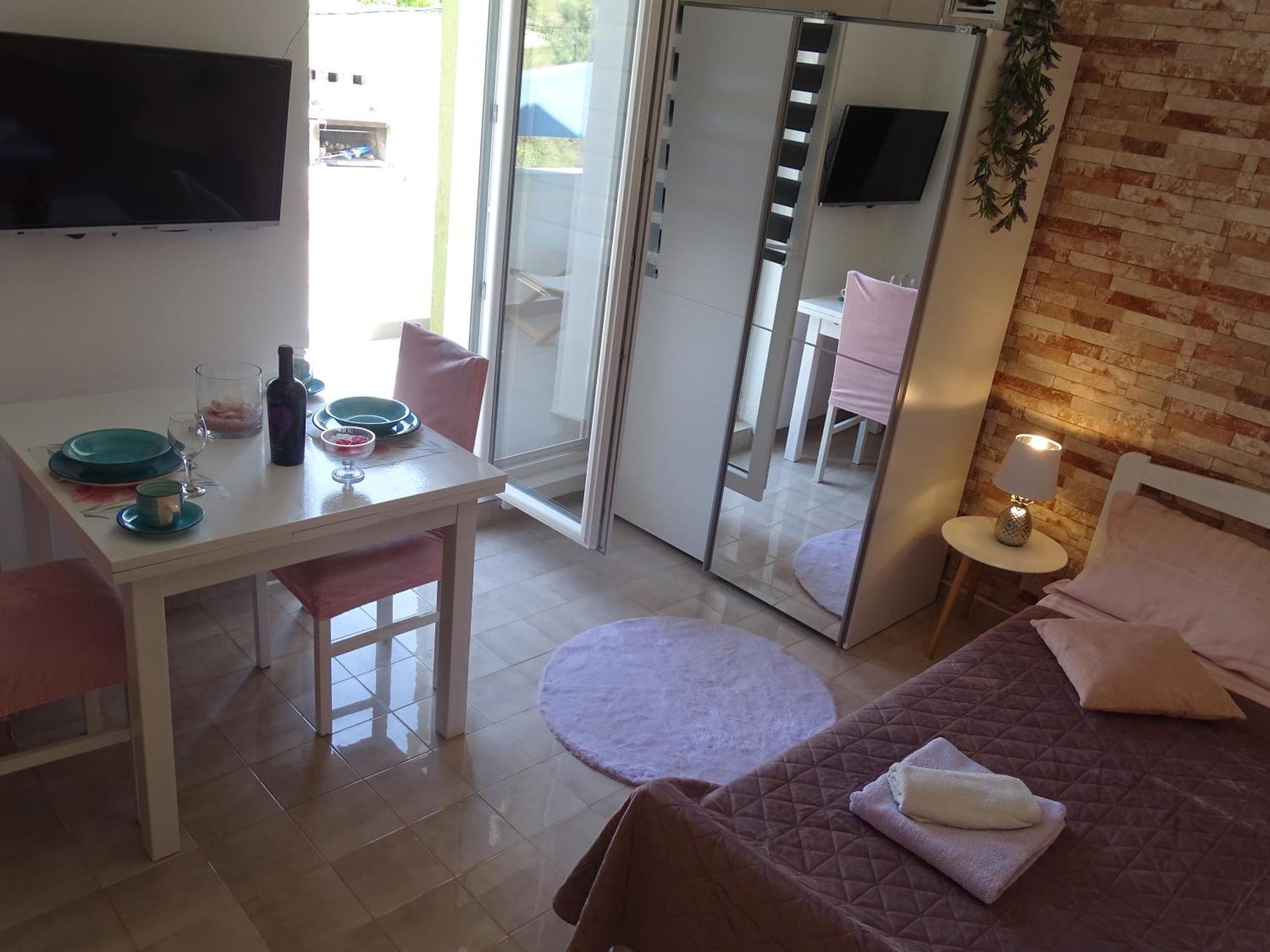 Apartments Sime Dinjiška Eksteriør bilde