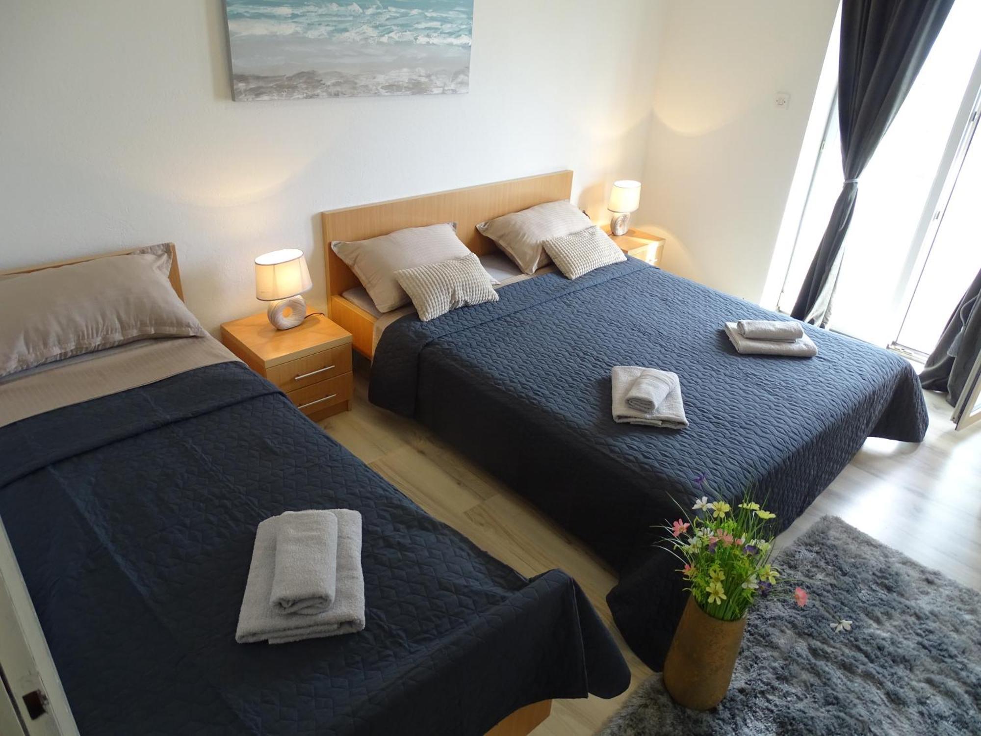 Apartments Sime Dinjiška Eksteriør bilde