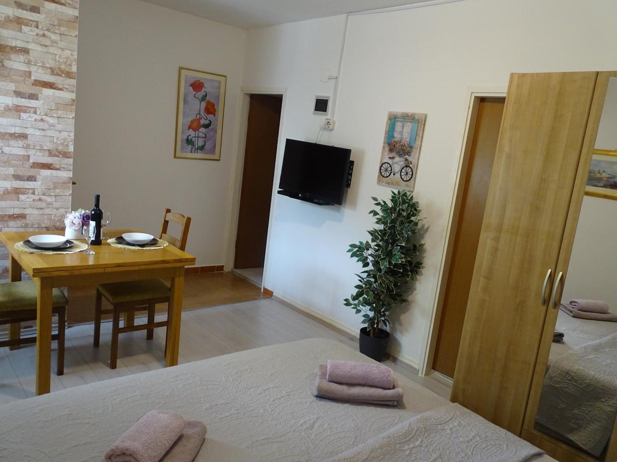 Apartments Sime Dinjiška Eksteriør bilde